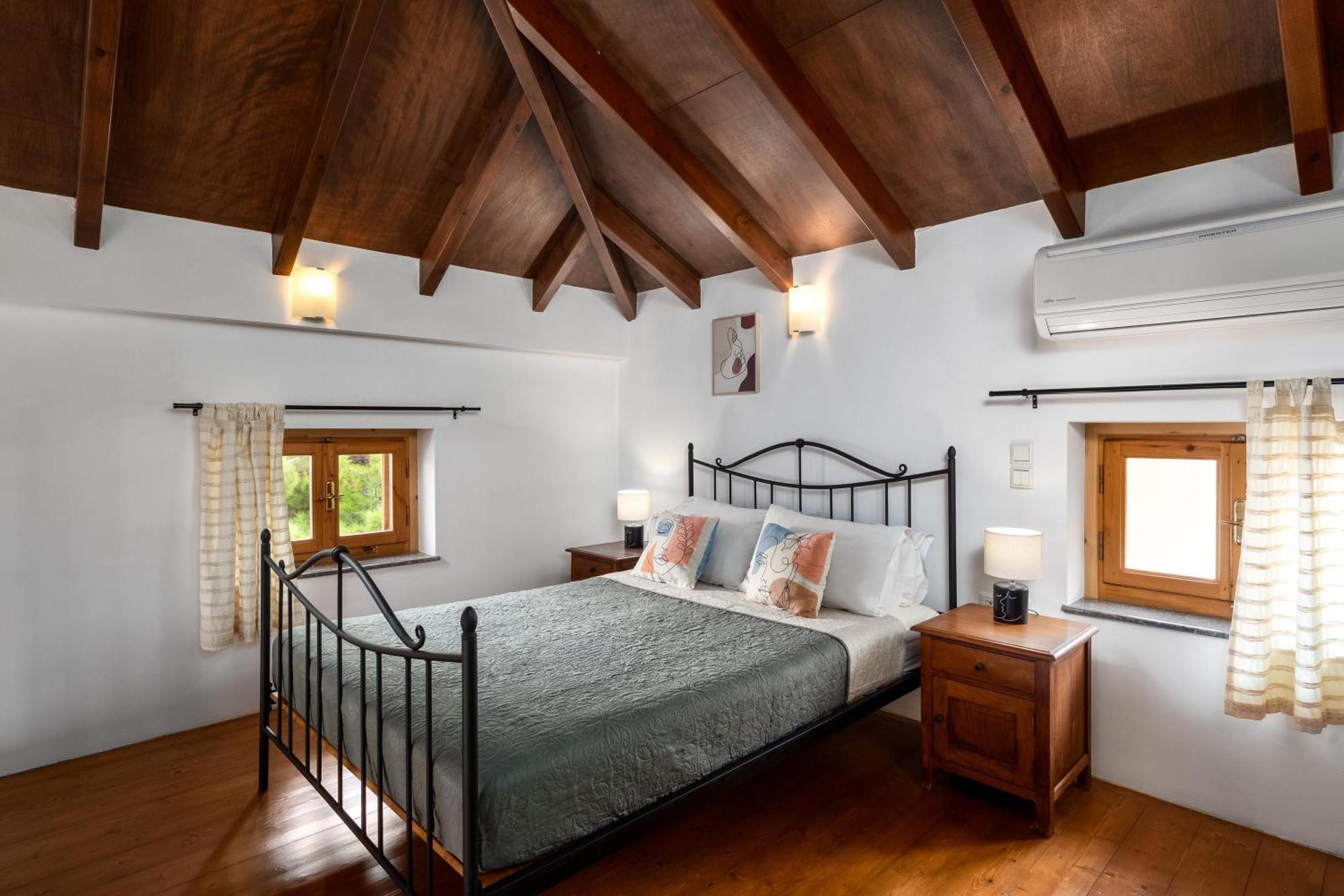 Over The Sea Apartments سيمي المظهر الخارجي الصورة